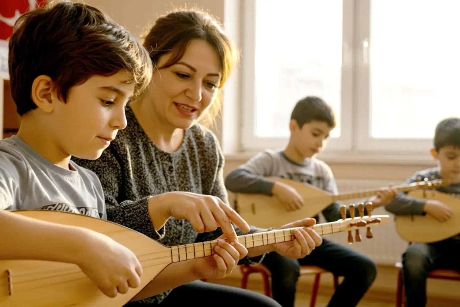 Major Sanat - Bağlama Kursu